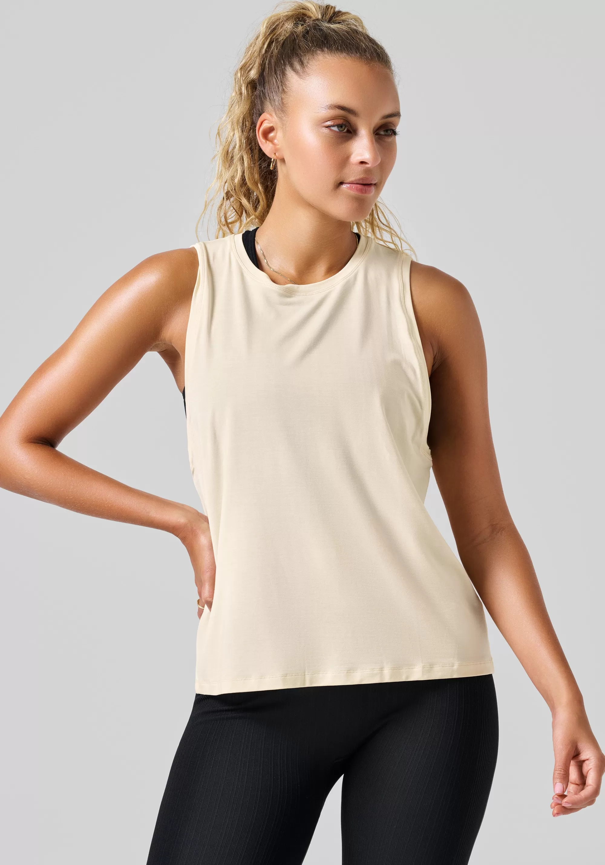 Casall Delight Studio Tank - Milky Vanilla Shop