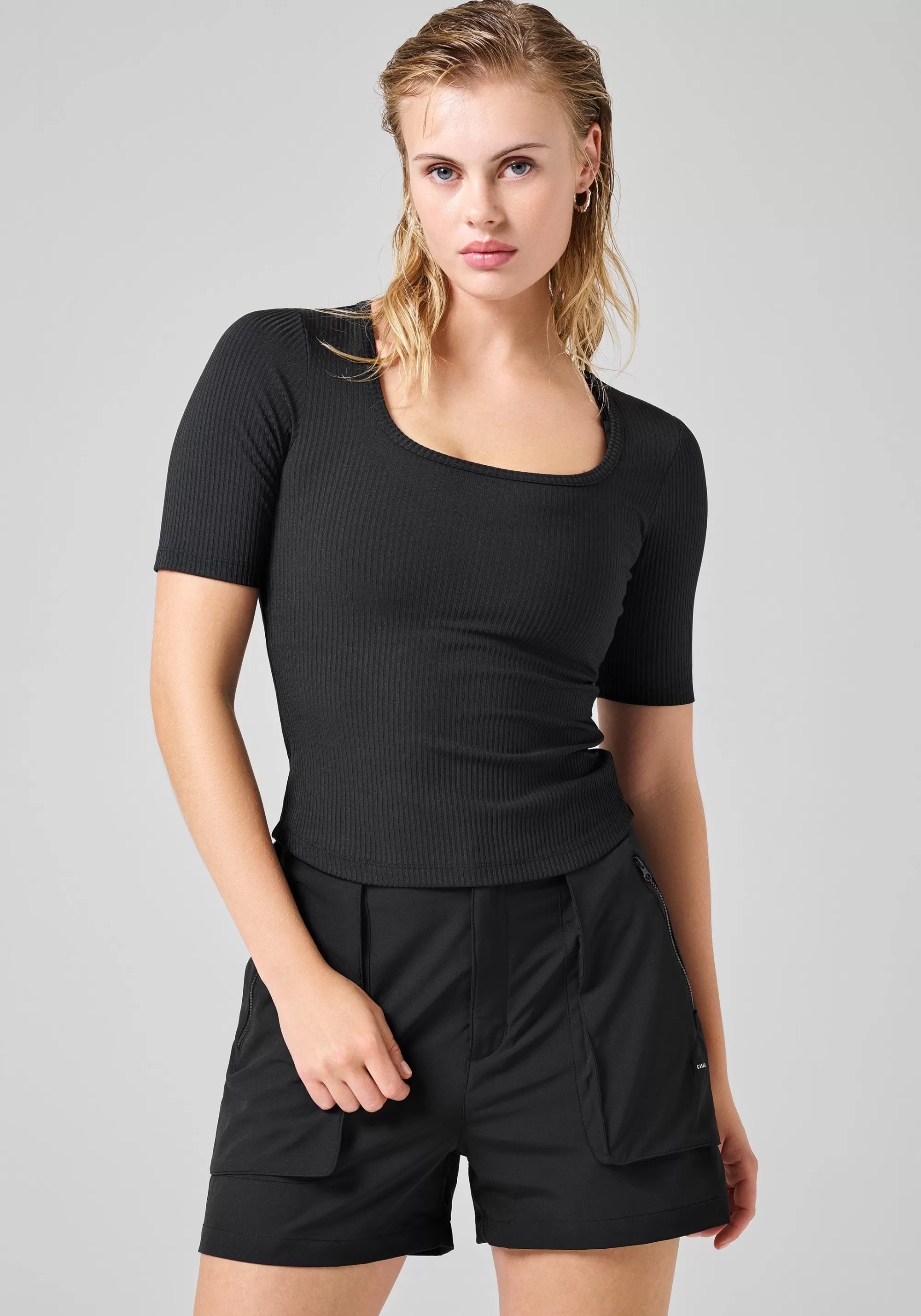 Casall Scoop Rib Tee - Black Discount